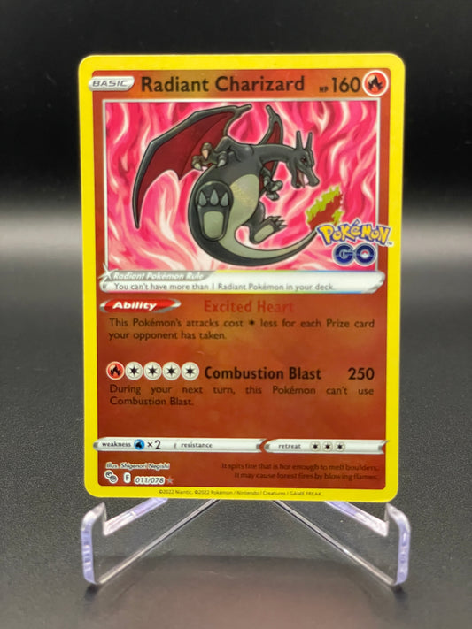 Radiant Charizard - Pokemon GO (PGO)